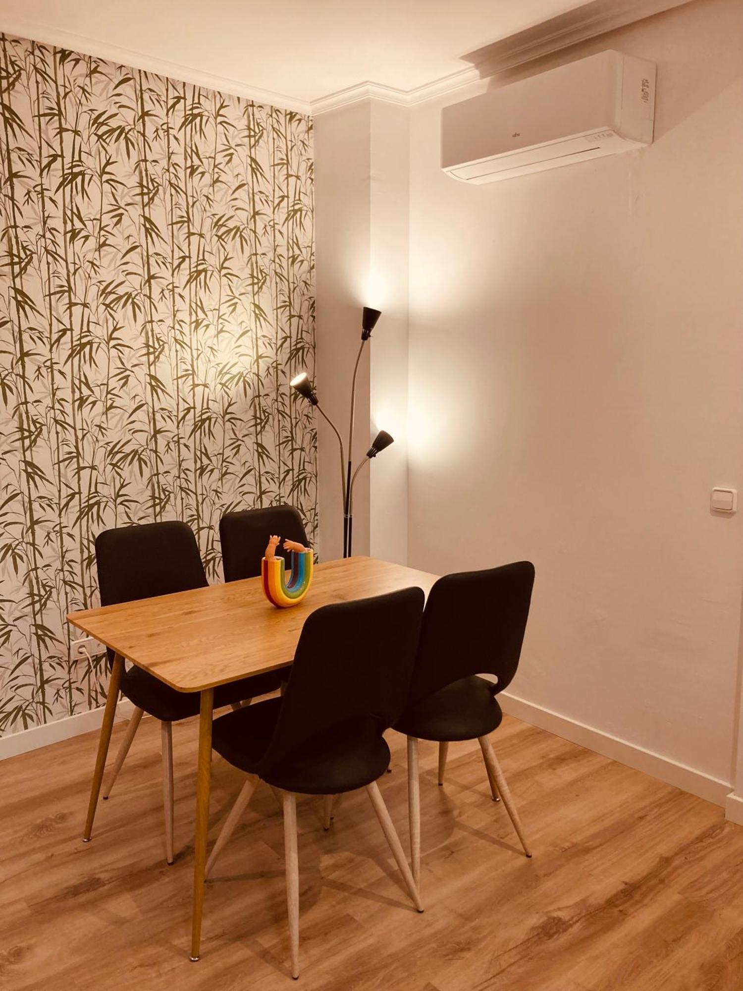 Apartment En Plaza Del Pilar *