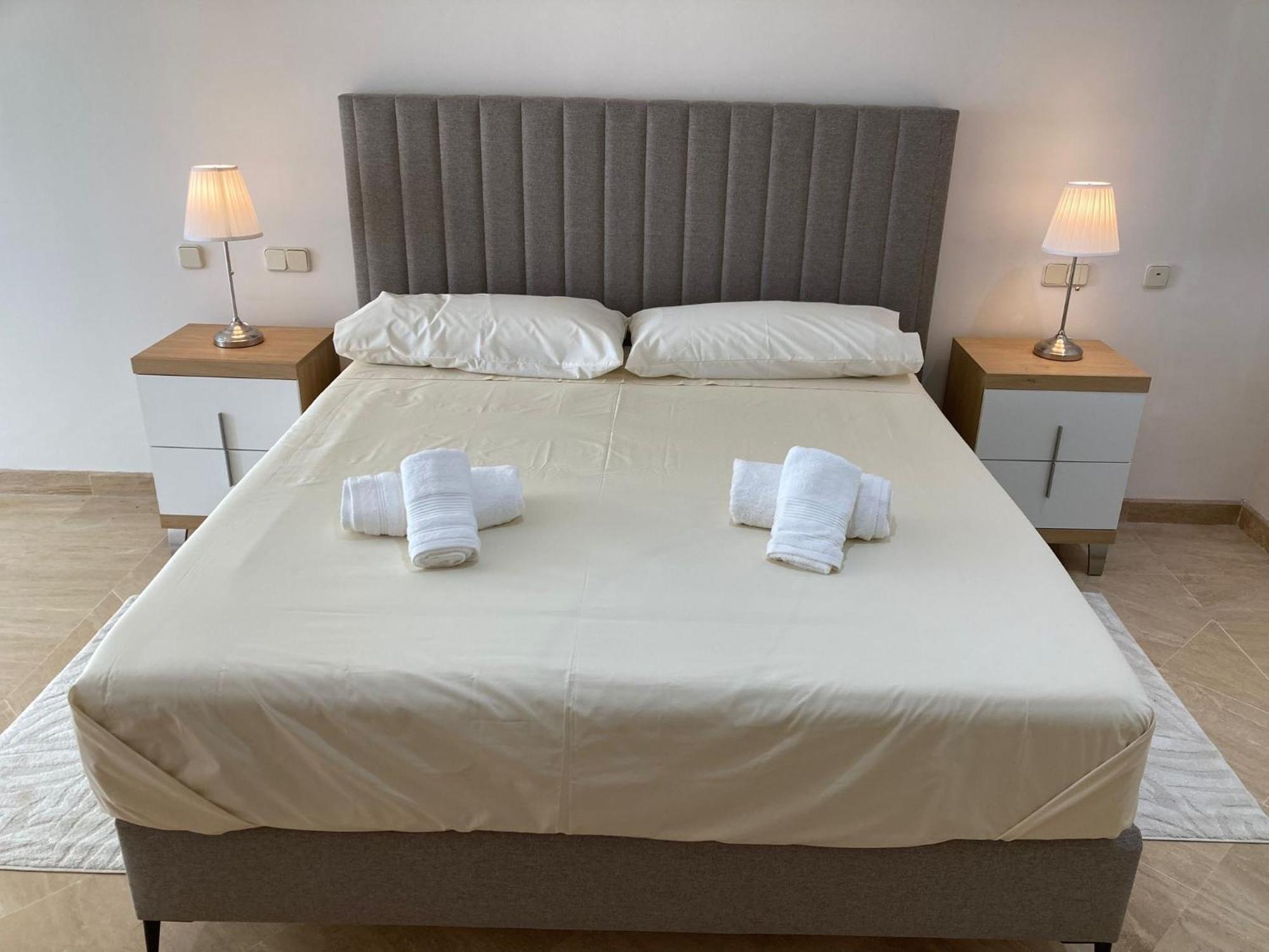 Apartamento F, Incosol, Rio Real,