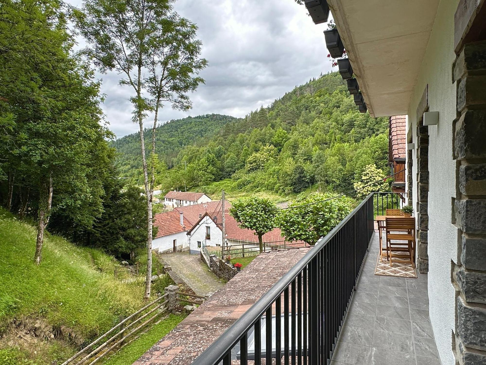 Rural Besaro - Selva De Irati Hotel 3*