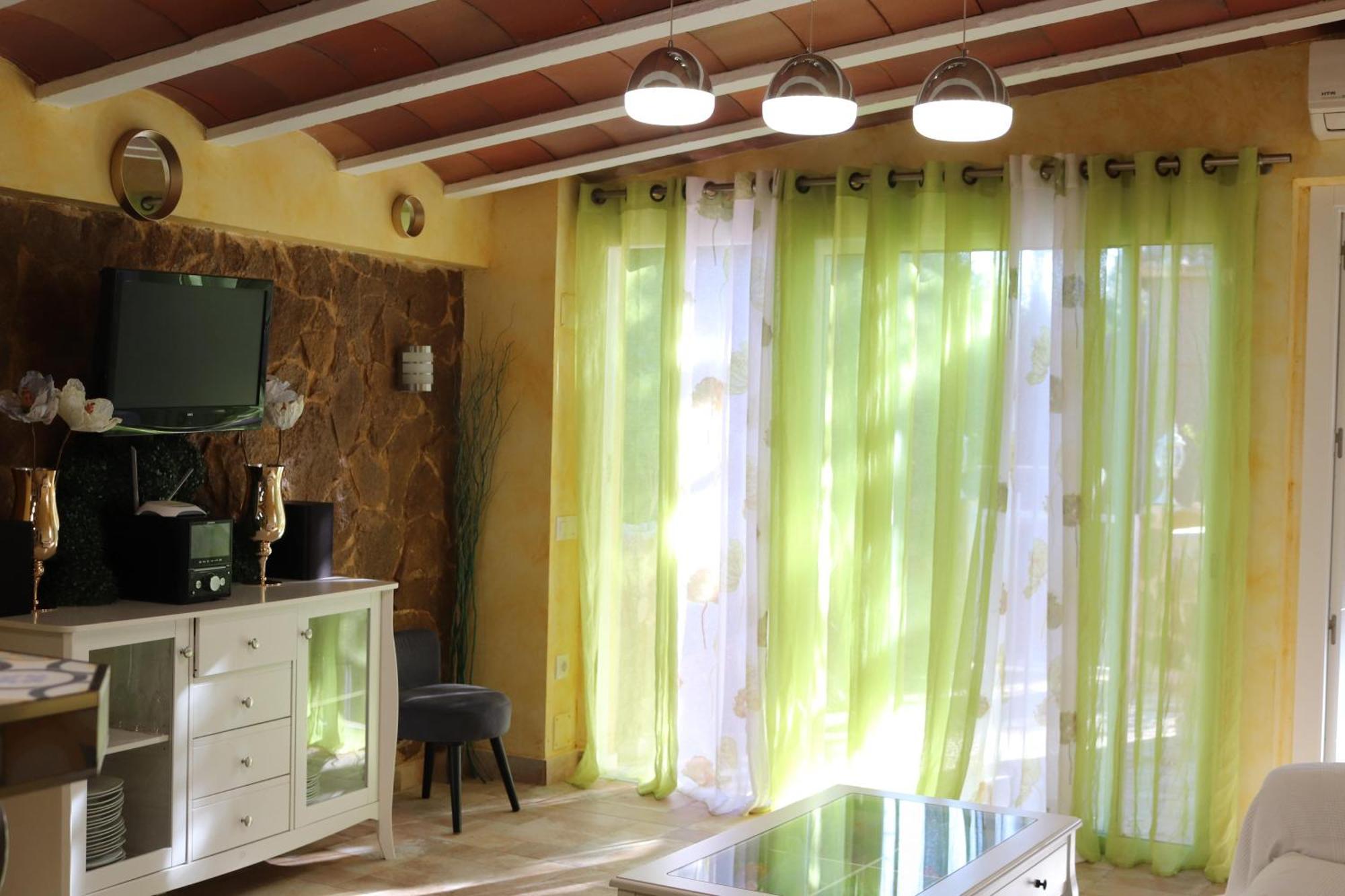 Jardines De Lola Country house *