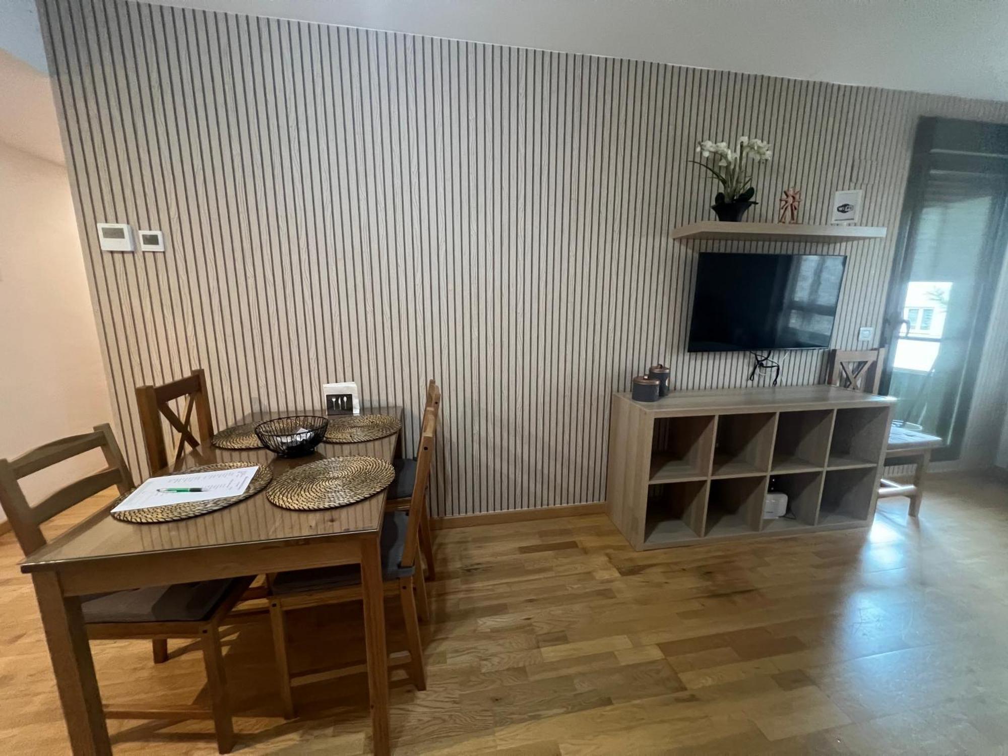 El Llano Job&family Apartamento