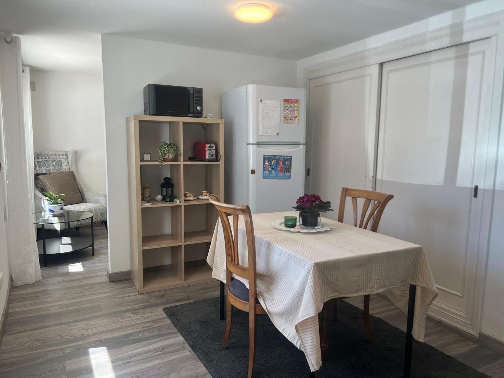 Guest house Marbella别墅独立房带泳池 Marbella