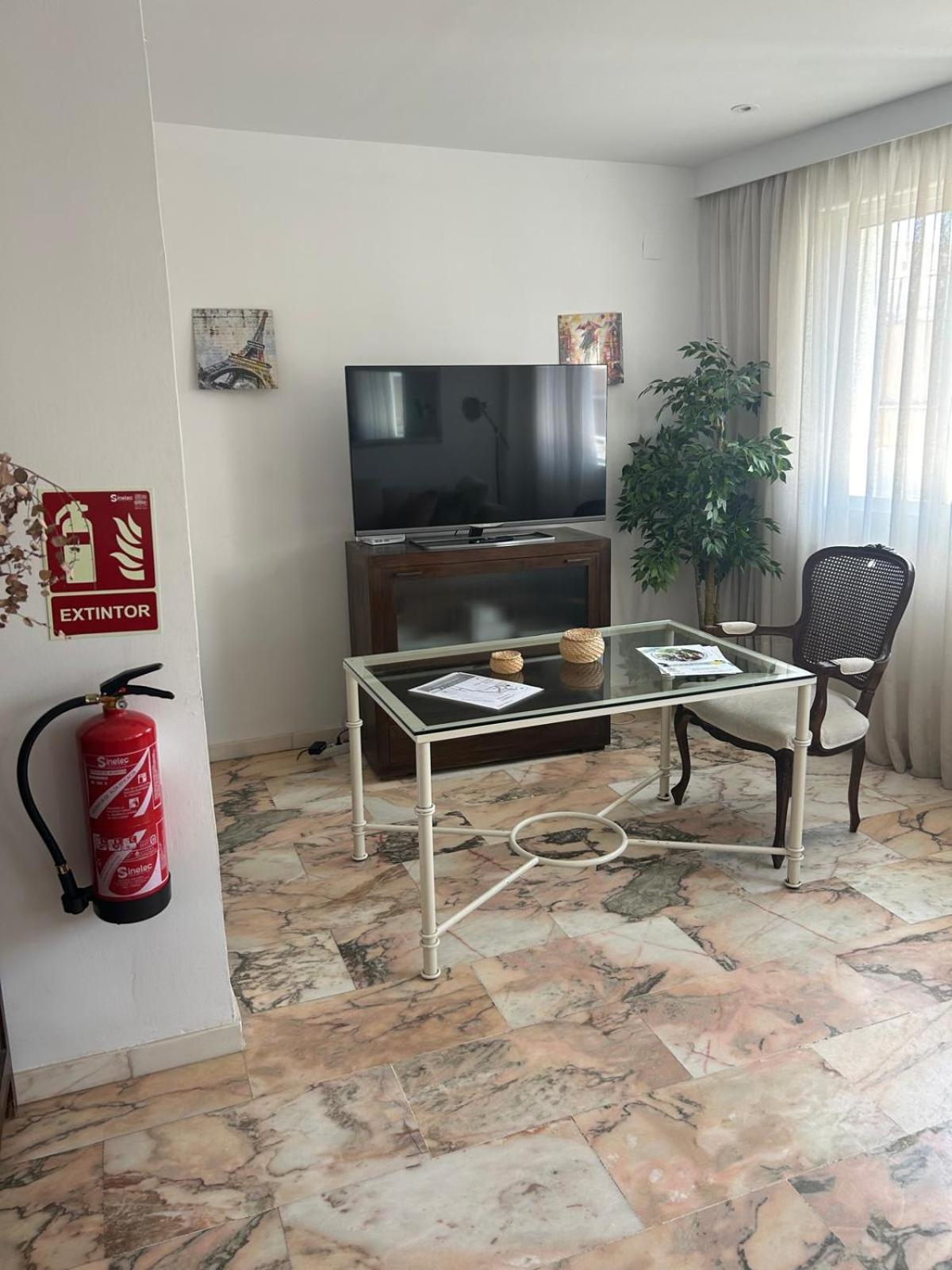 Quedate Cerca Del Casco Antiguo Apartment
