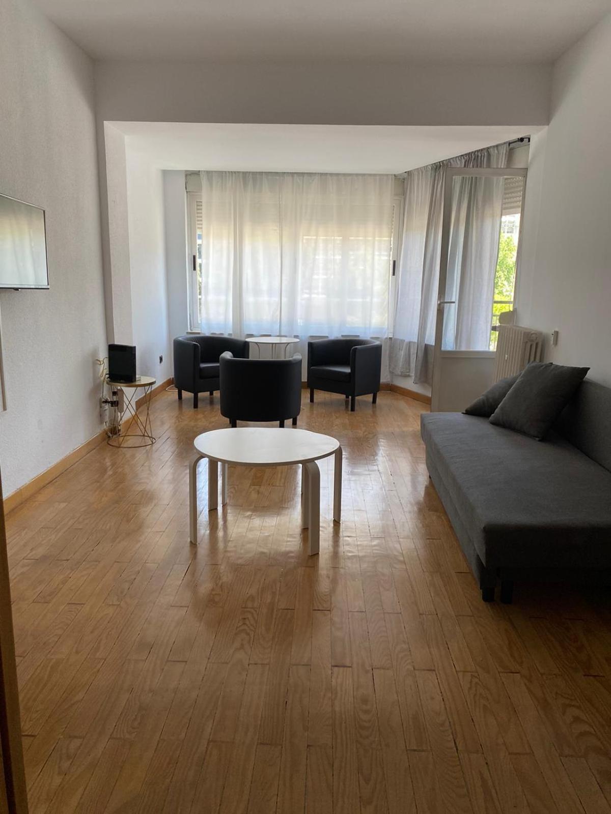 Guest house Encantadoras En La Castellana