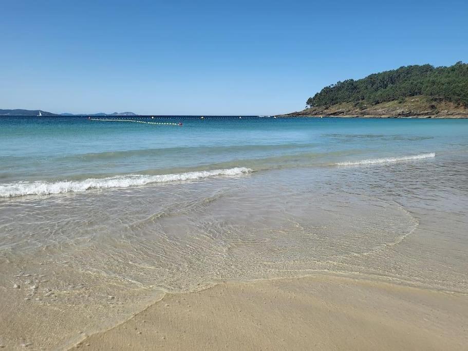 A Xanina, A 160 M Playa De Canelas Сasa de vacaciones
