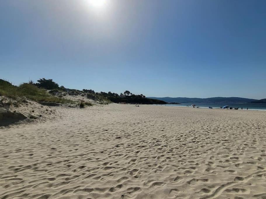 A Xanina, A 160 M Playa De Canelas Сasa de vacaciones