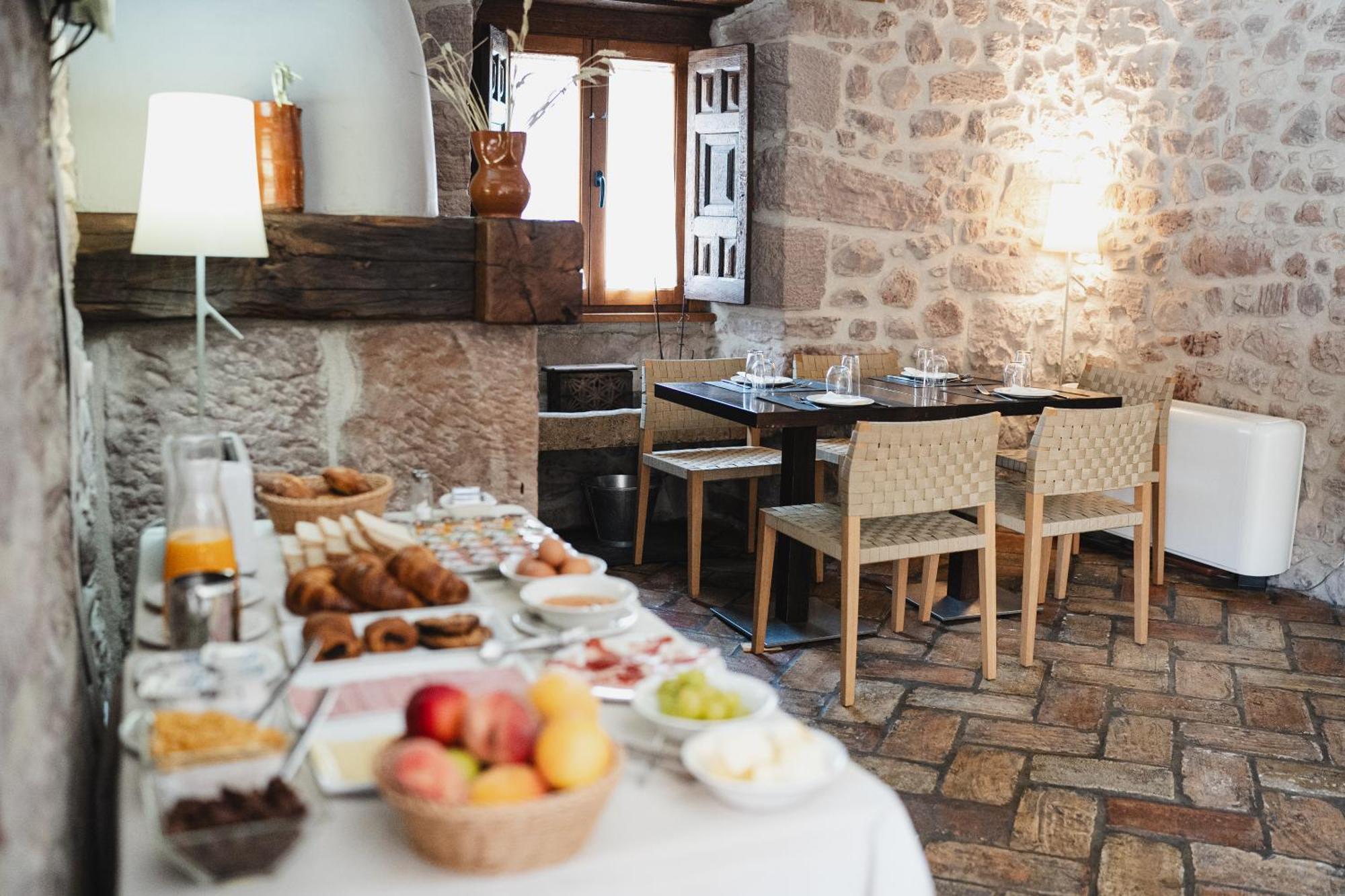 Hotel Rural Latorrién De Ane Mues