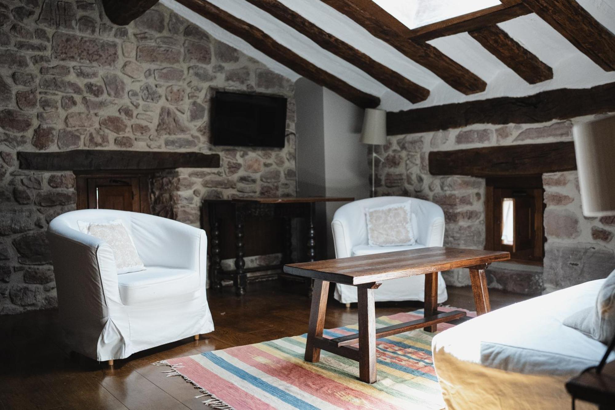 Hotel Rural Latorrién De Ane Mues