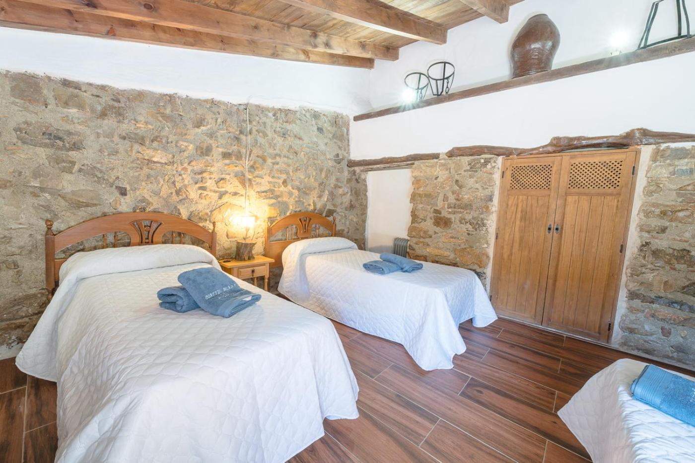 Holiday home Cortijo Rural Nogueras