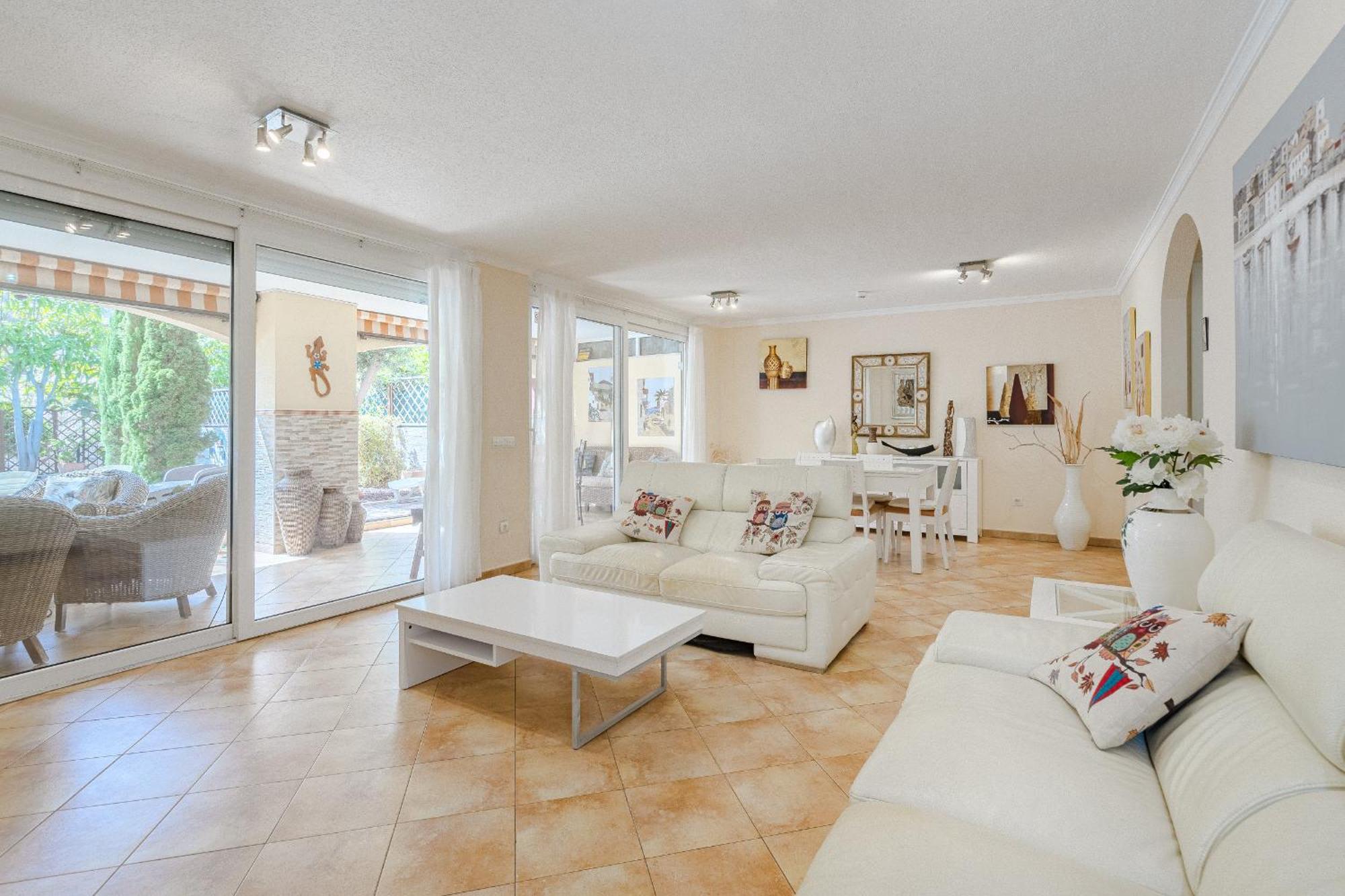 Сasa de vacaciones With Private Pool And Beautiful Garden