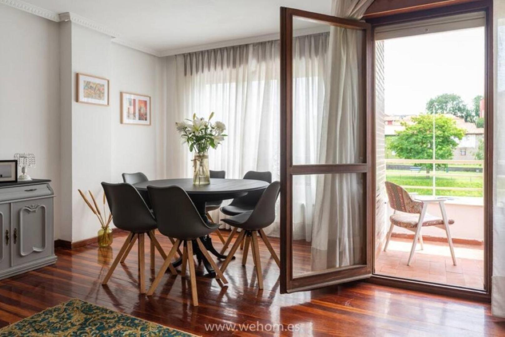 Apartamento Con Parking Privado Apartment *