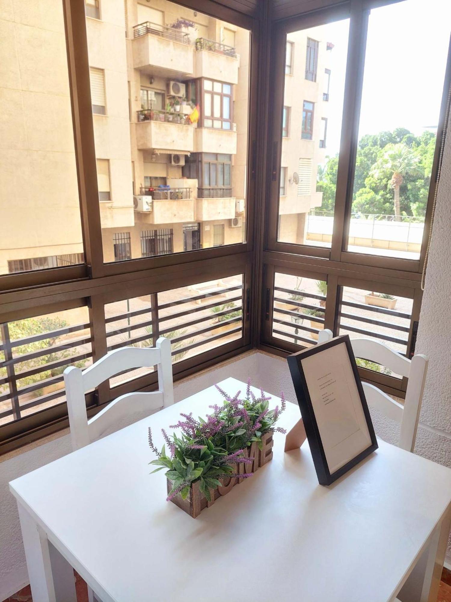 Piso Museo Del Realismo - Catedral - Alcazaba Con Parking Gratis - Super Wifi