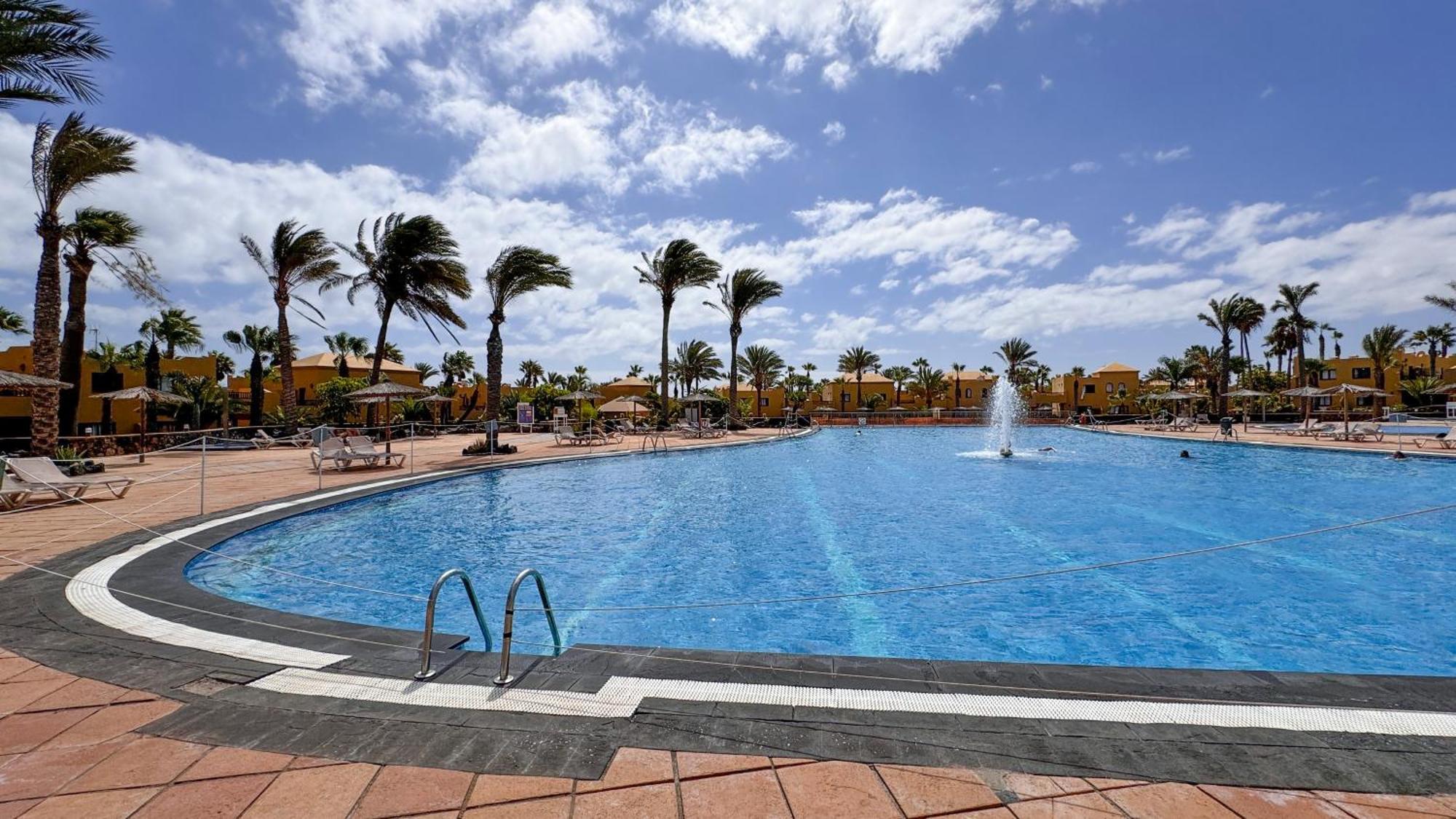 Сasa de vacaciones Golden Dream, Swimming Pool And Parking