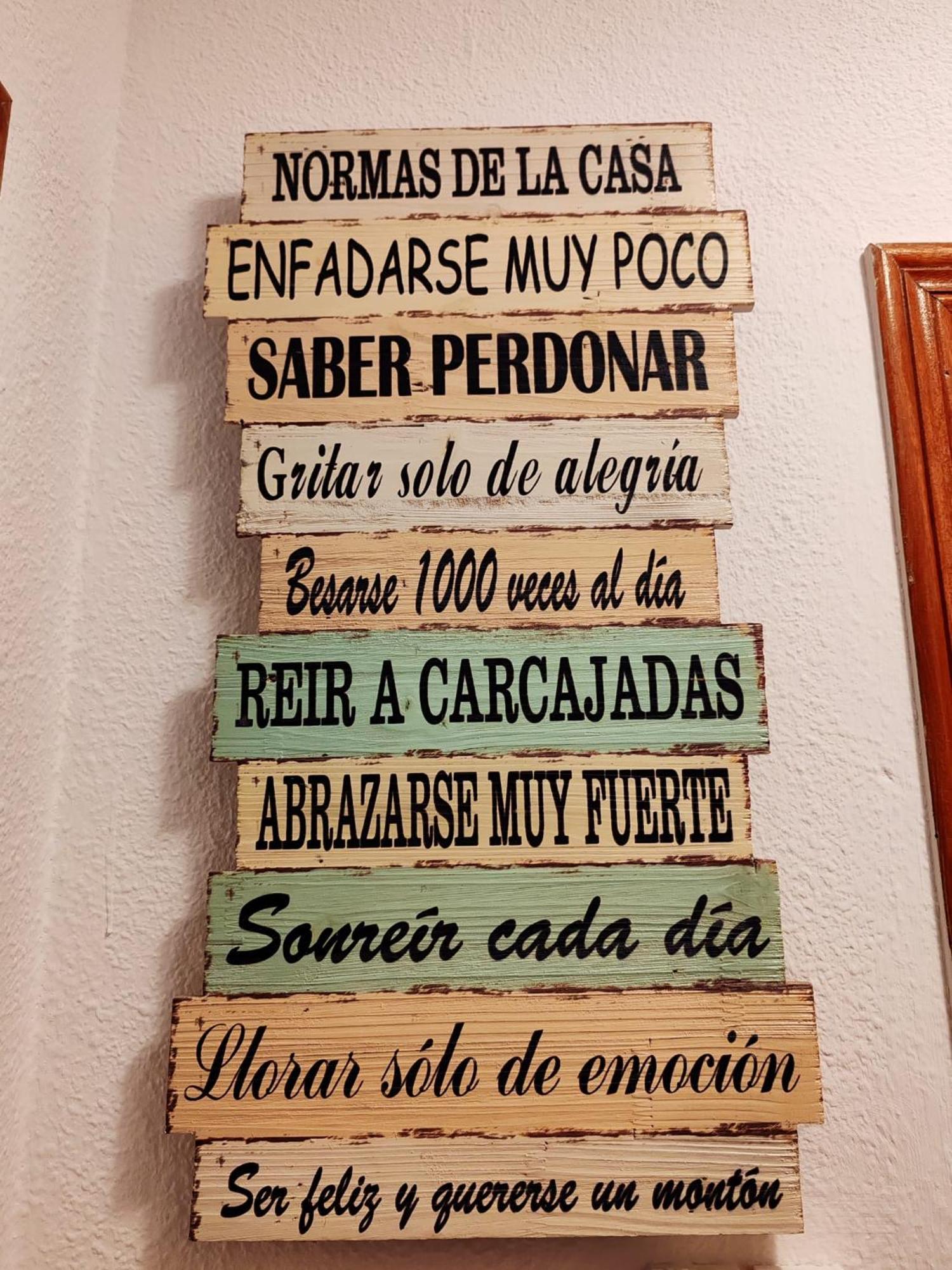 Anfitriones De Glamour - Albor De Sevilla Montequinto