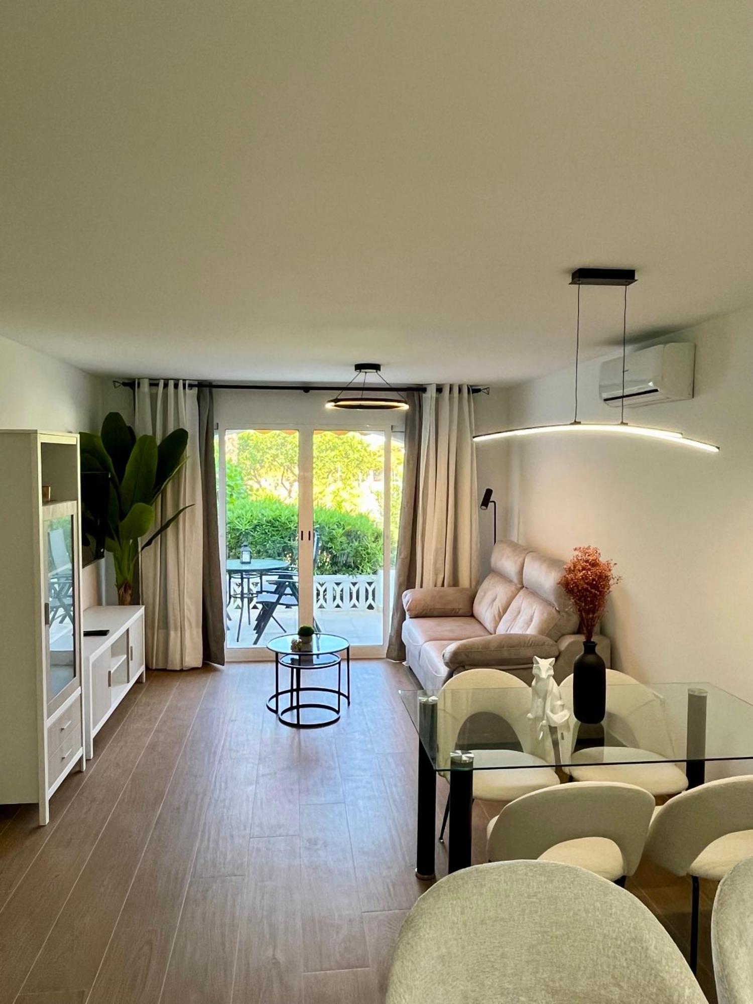 Perseo Albir Apartment