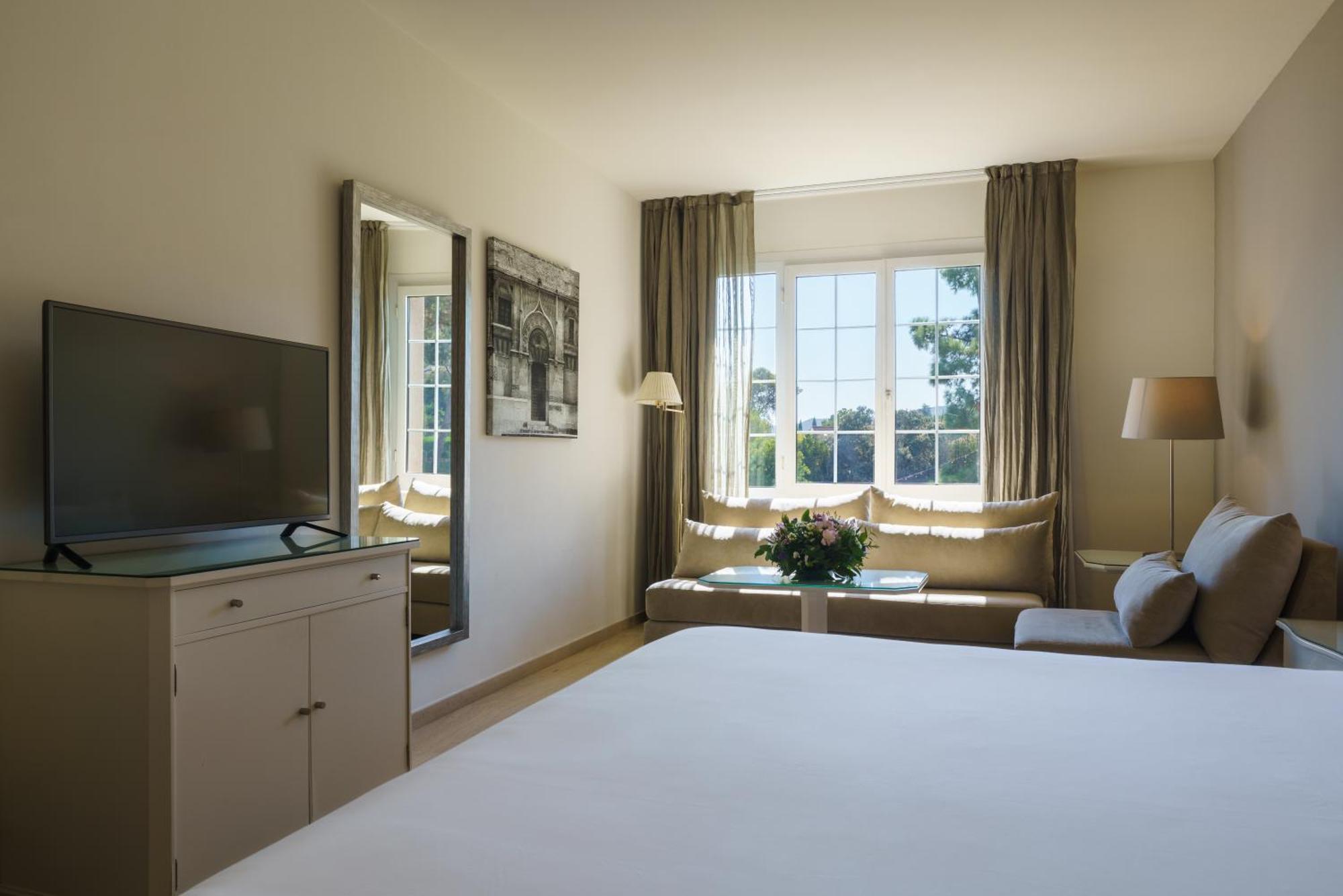Ayre Hotel 4*