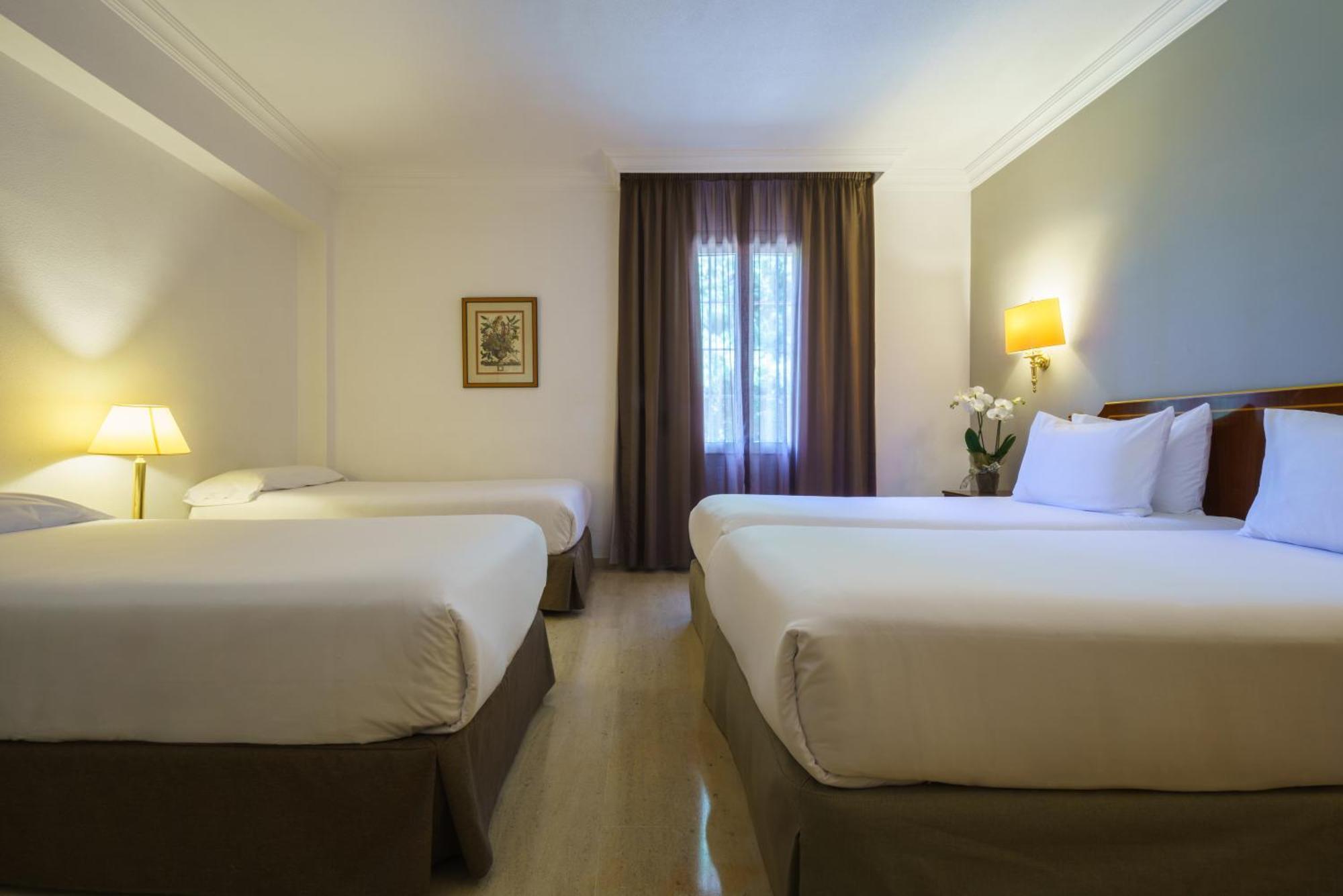 Ayre Hotel