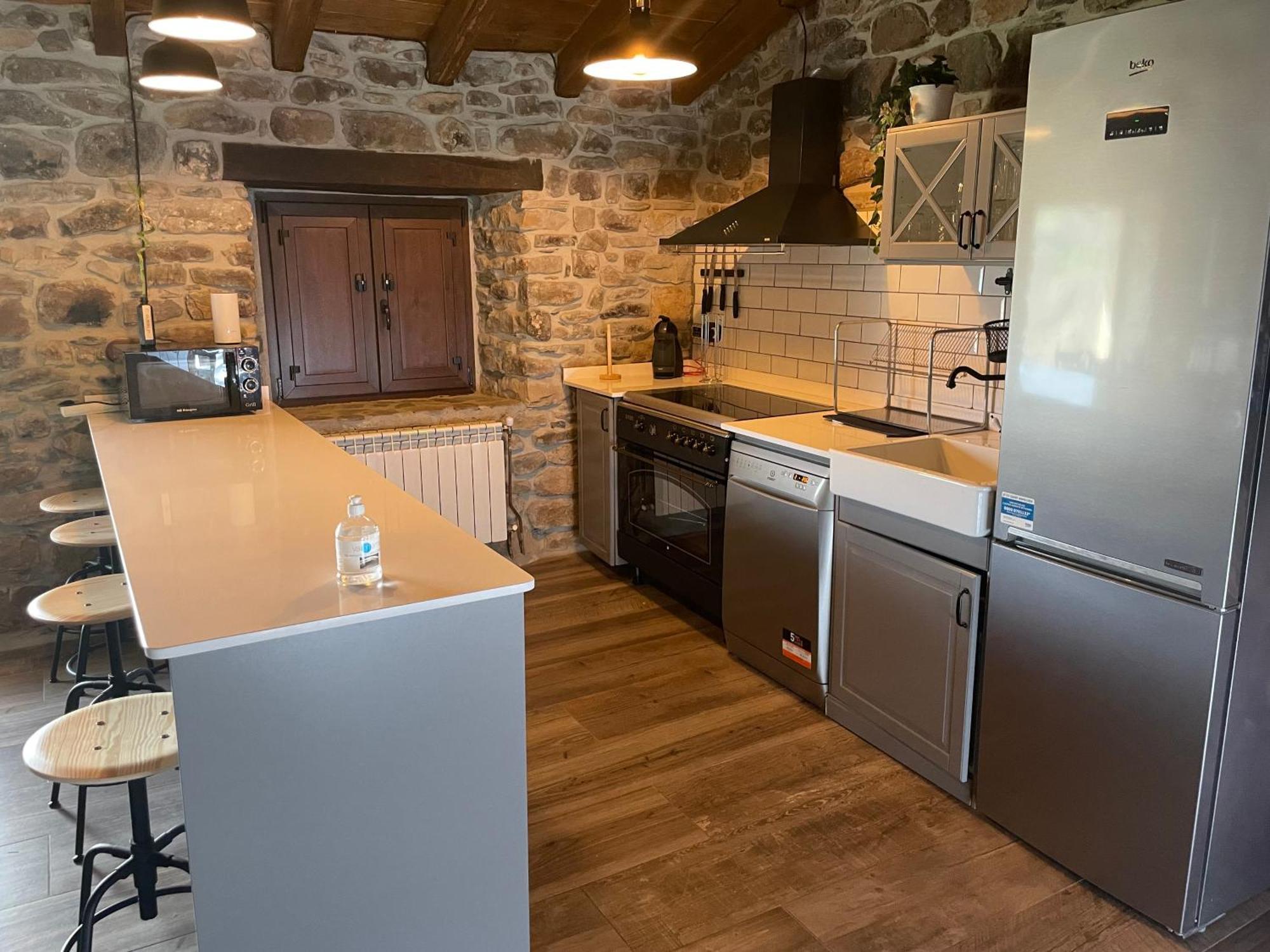 Chalet Pasiega El Ojal San Pedro Del Romeral