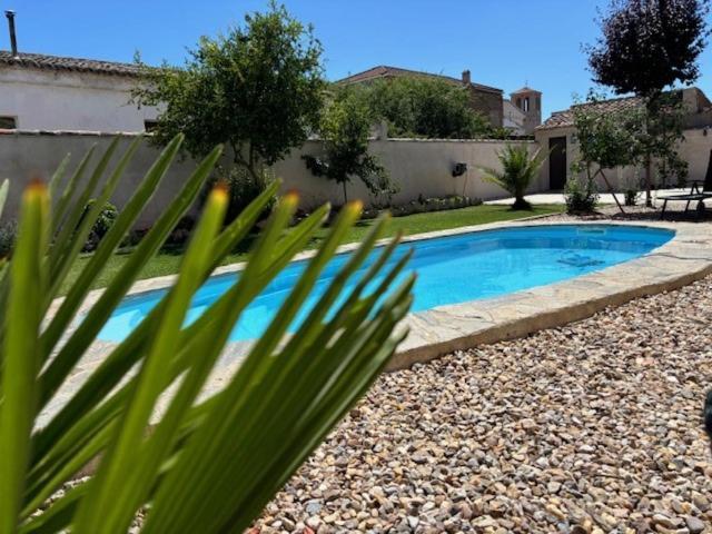 Apartamento Mandres. Casa Con Jardin Y Piscina. Proximo A Puy Du Fou.
