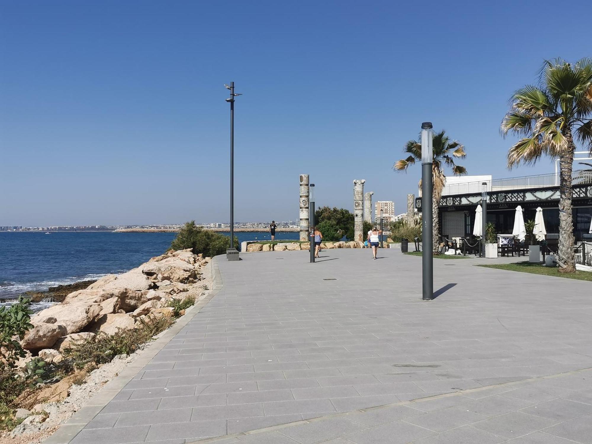 Casa Del Angel , Cosy 2 Bed Apartment,150m From Playa Locos Beautiful Swimming Pool Apartment