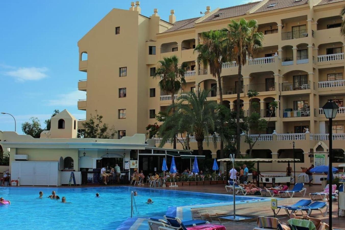 Pool View 2 Bed Duplex In Castle Harbourc204 Apartment *