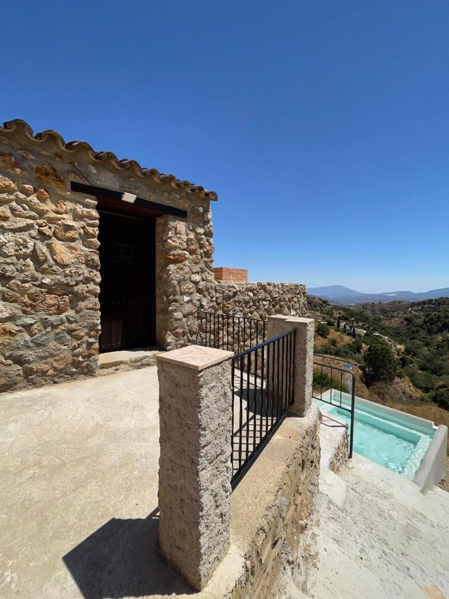 Casa De Piedra Chalet *
