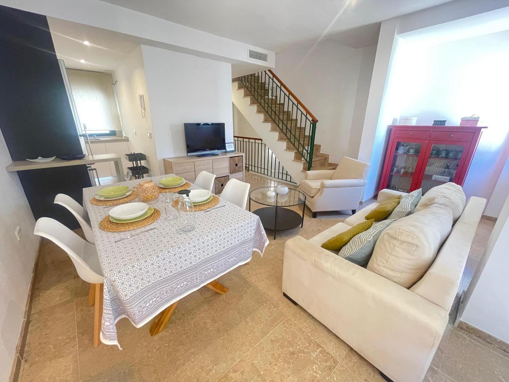 Azahar Centre & Parking Apartment