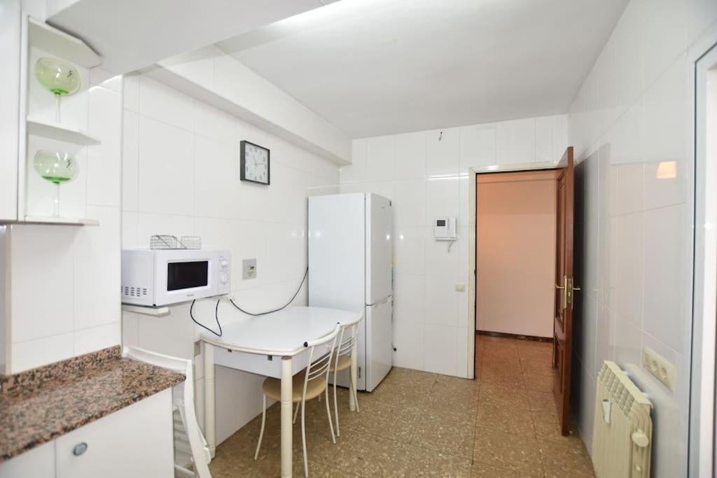 Piso En El Centro De Apartamento