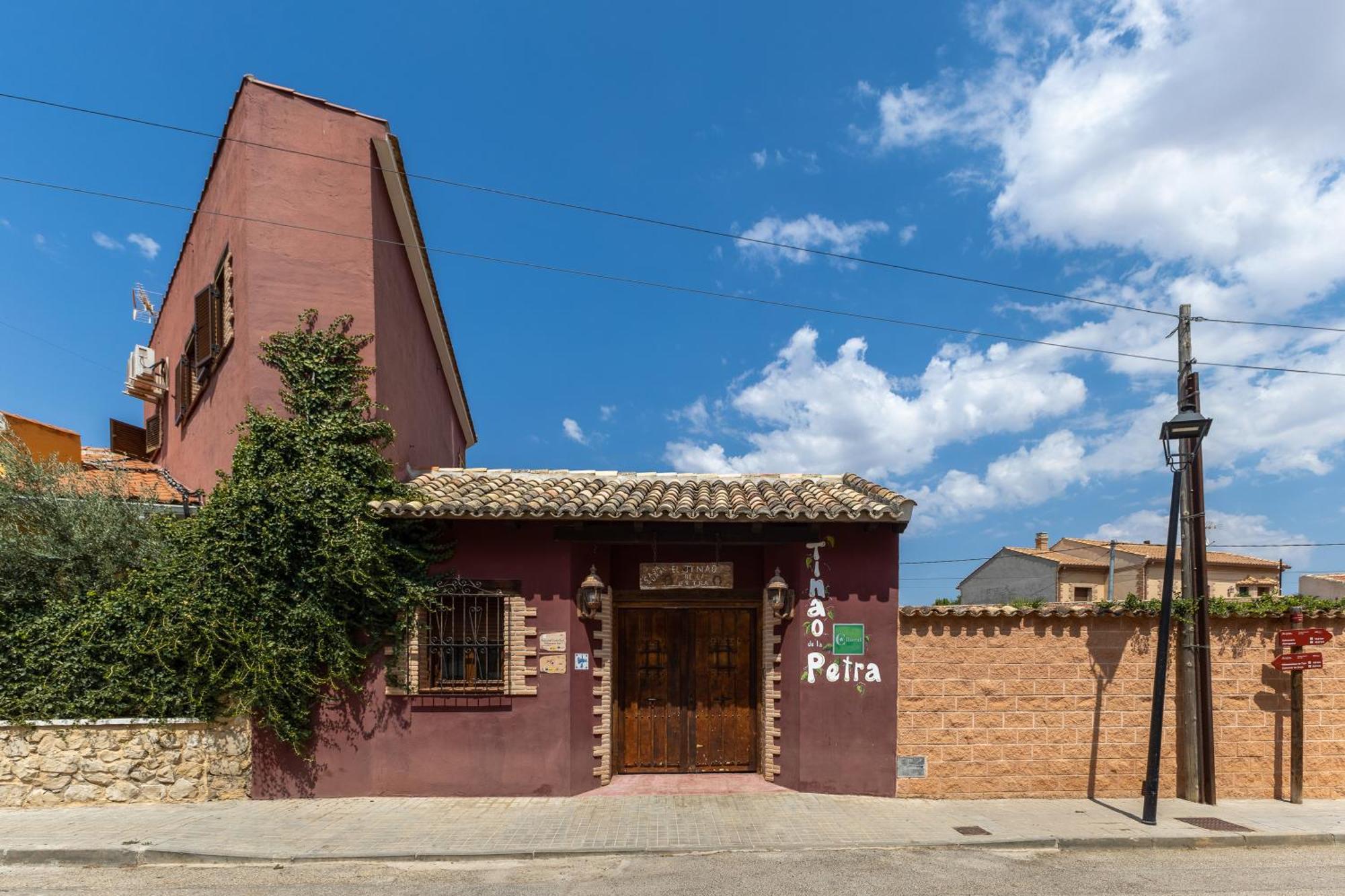 El Tinao De La Petra