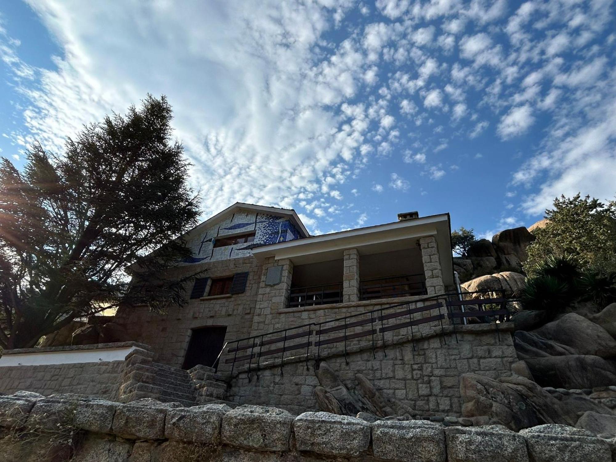 La Casa De La Pedriza *