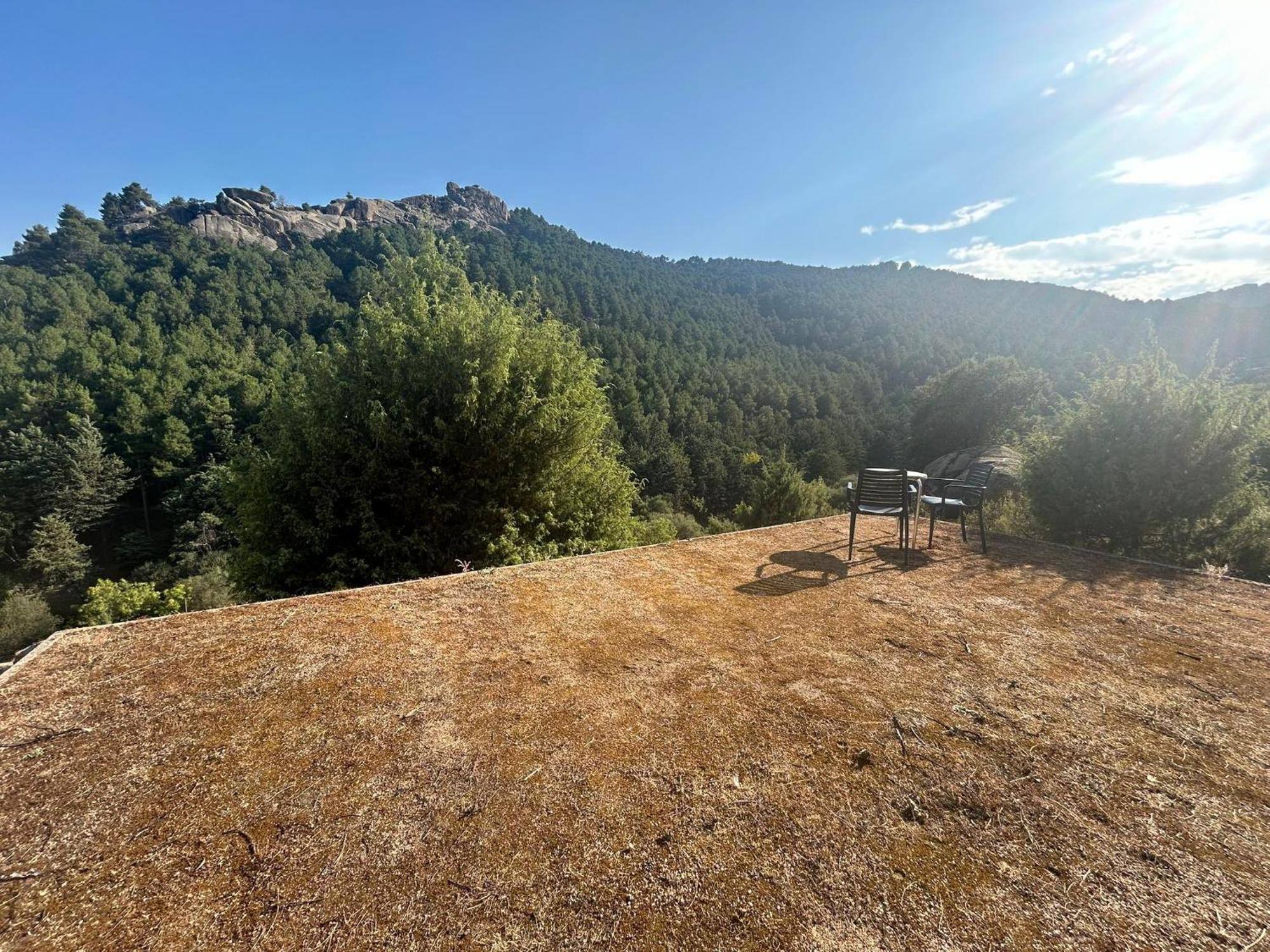 Chalet La Casa De La Pedriza