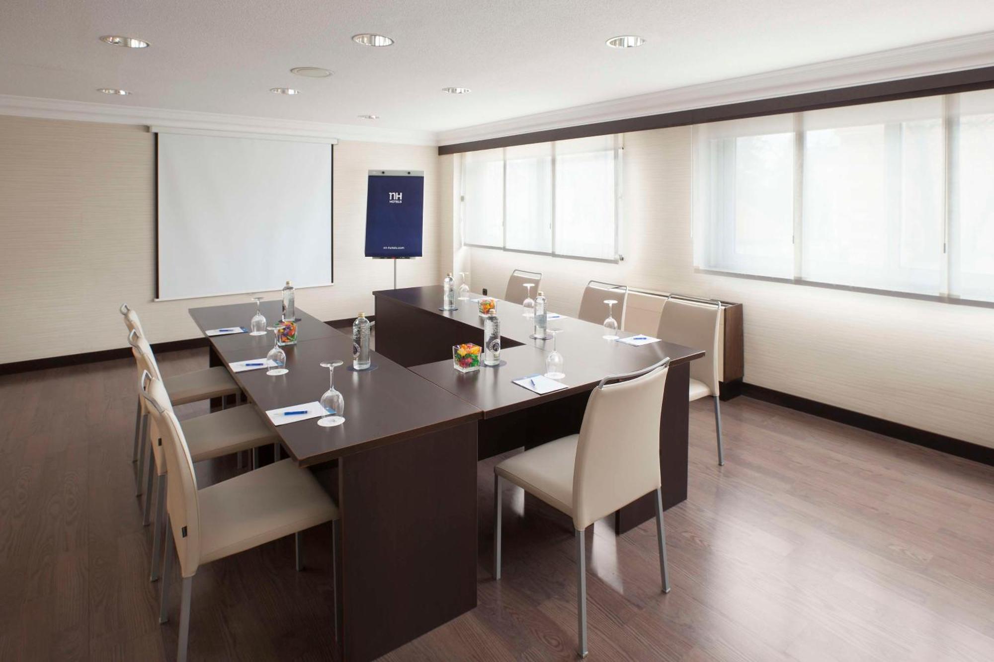 Nh Iruna Park Hotel Pamplona