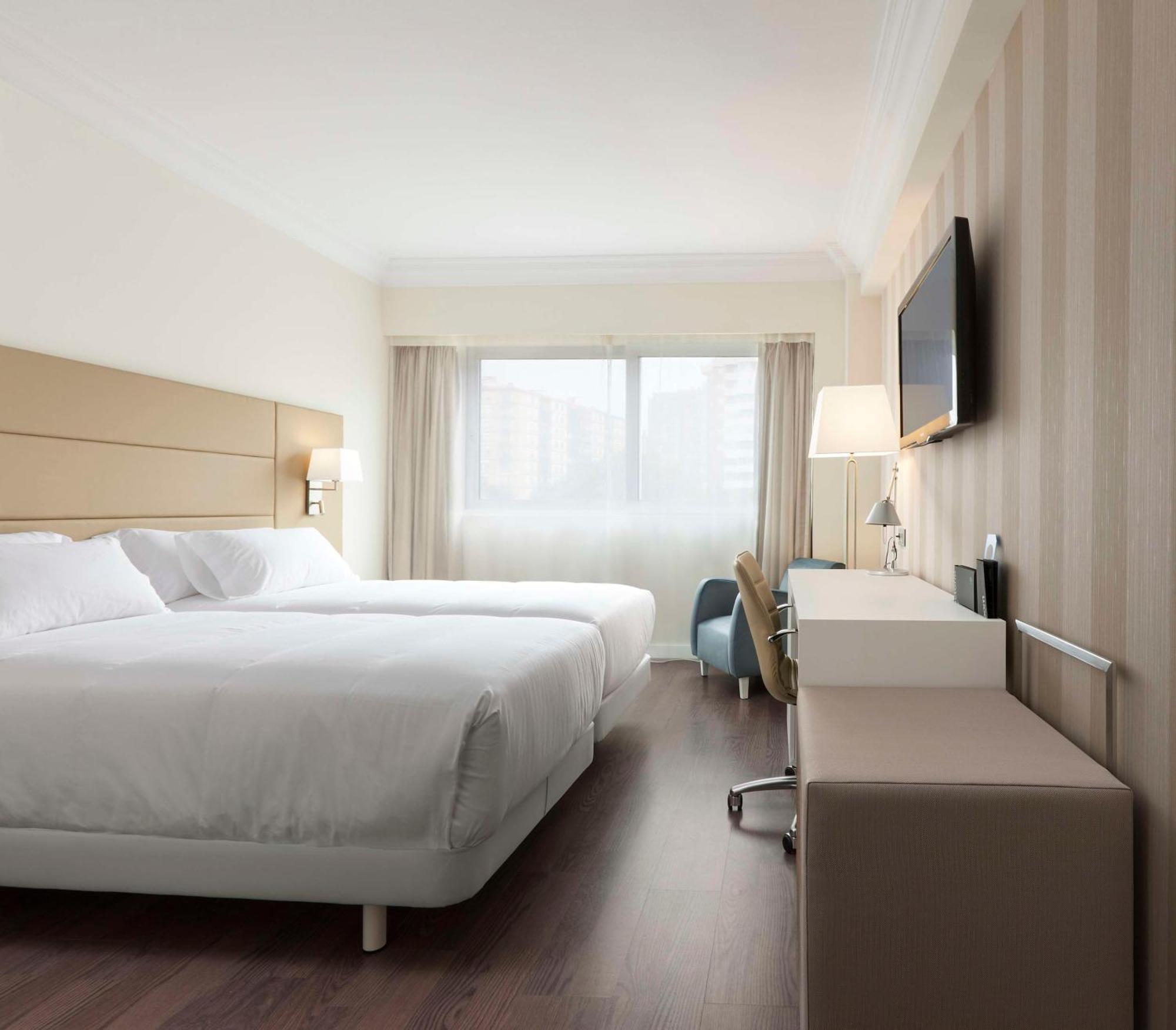 Nh Iruna Park 4*