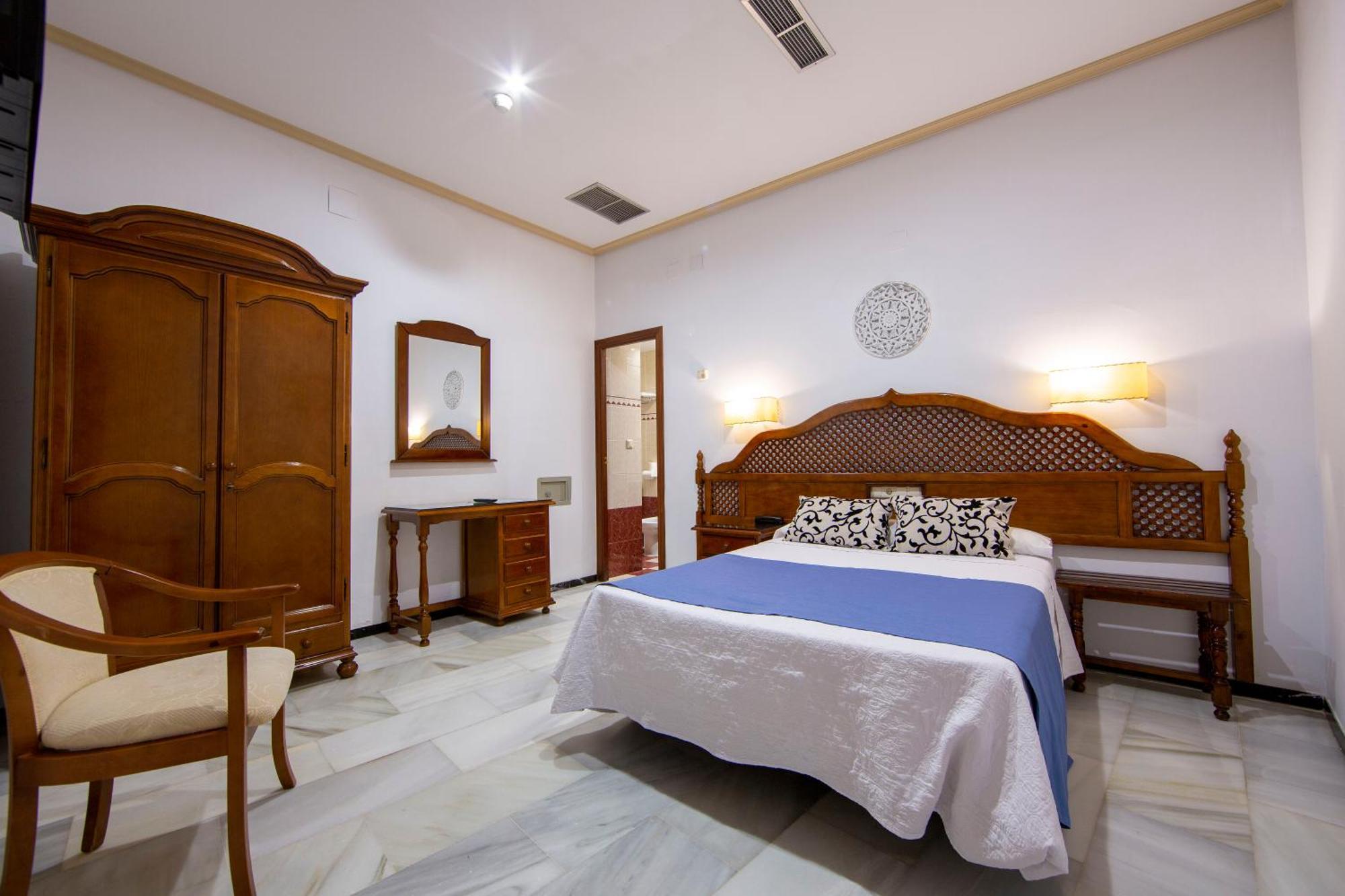 Omeyas Hotel 2*
