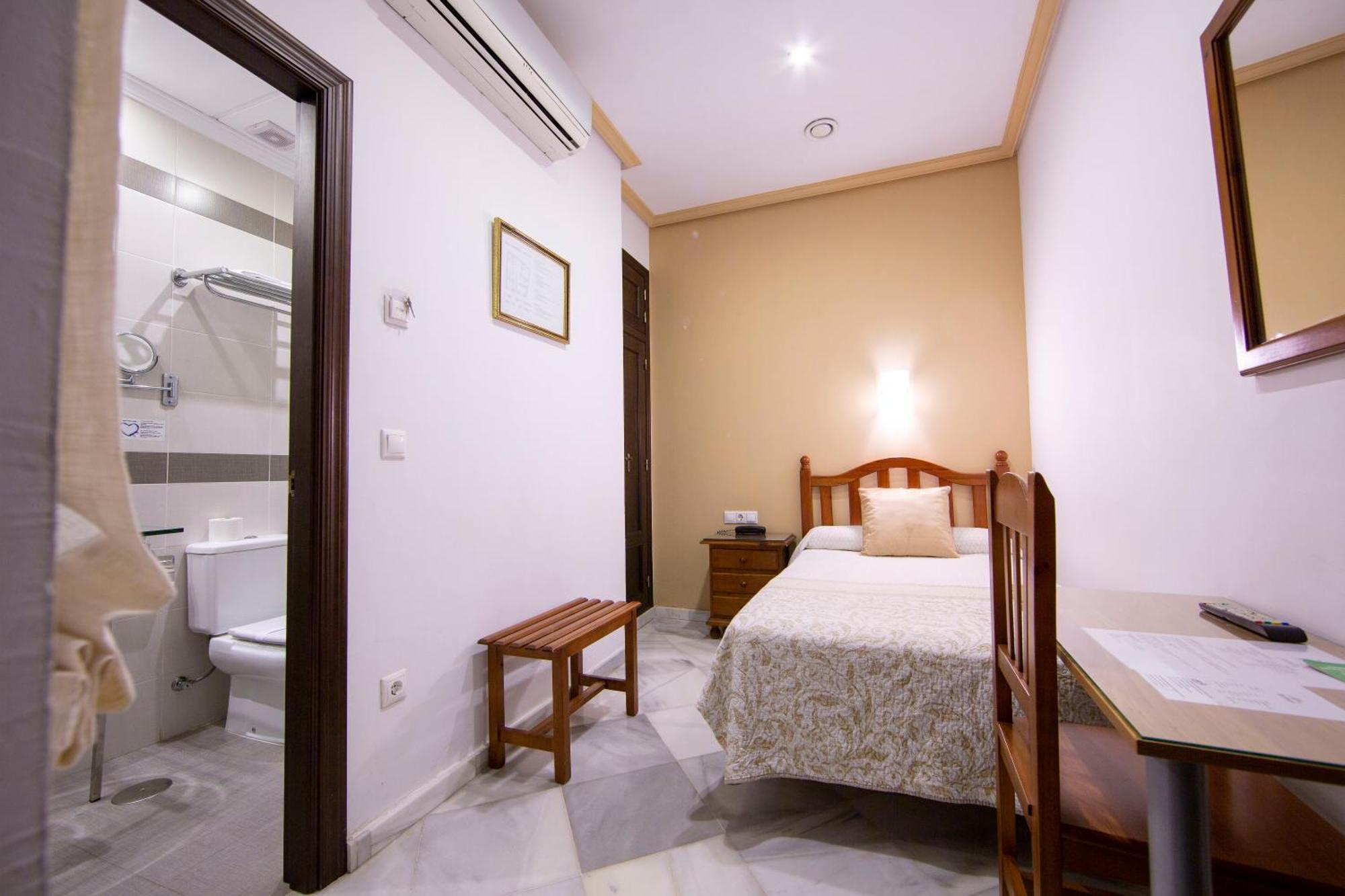 Omeyas Hotel 2*