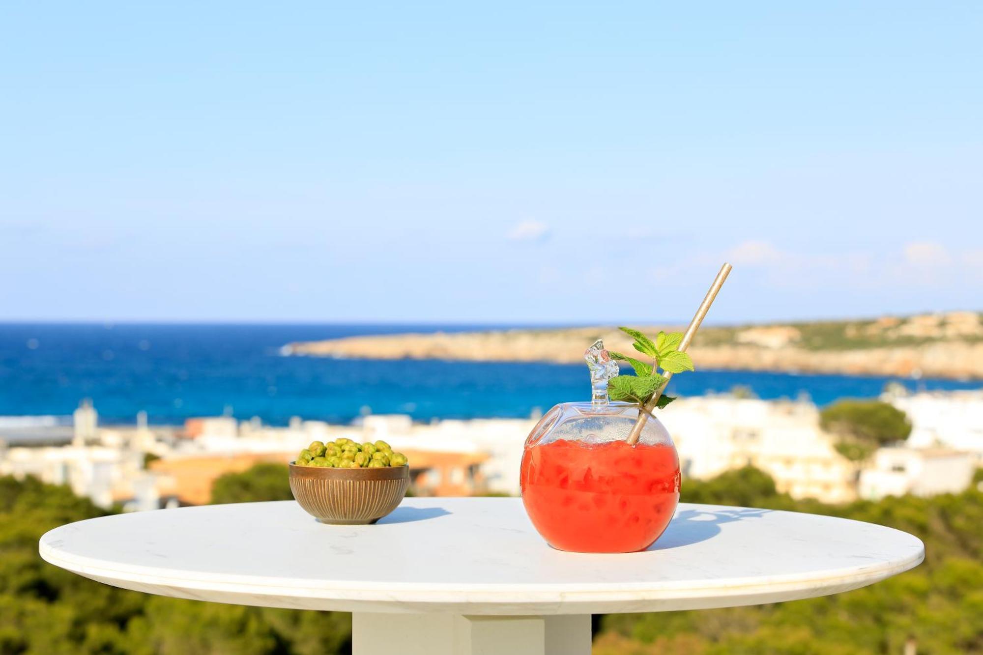 Five Flowers & Formentera
