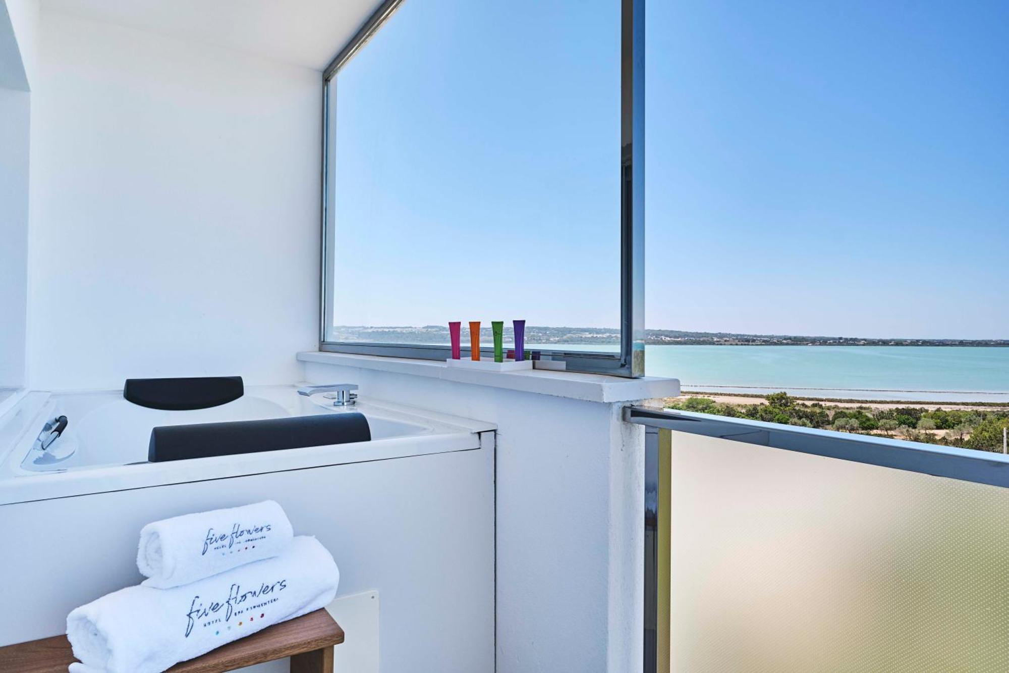 Hotel Five Flowers & Formentera Es Pujols