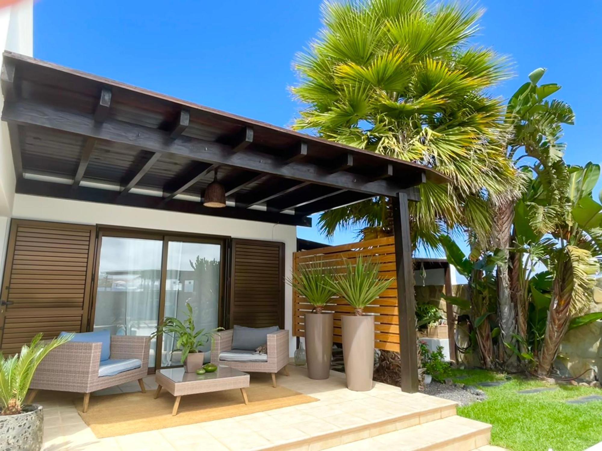 Kalufa Surf House