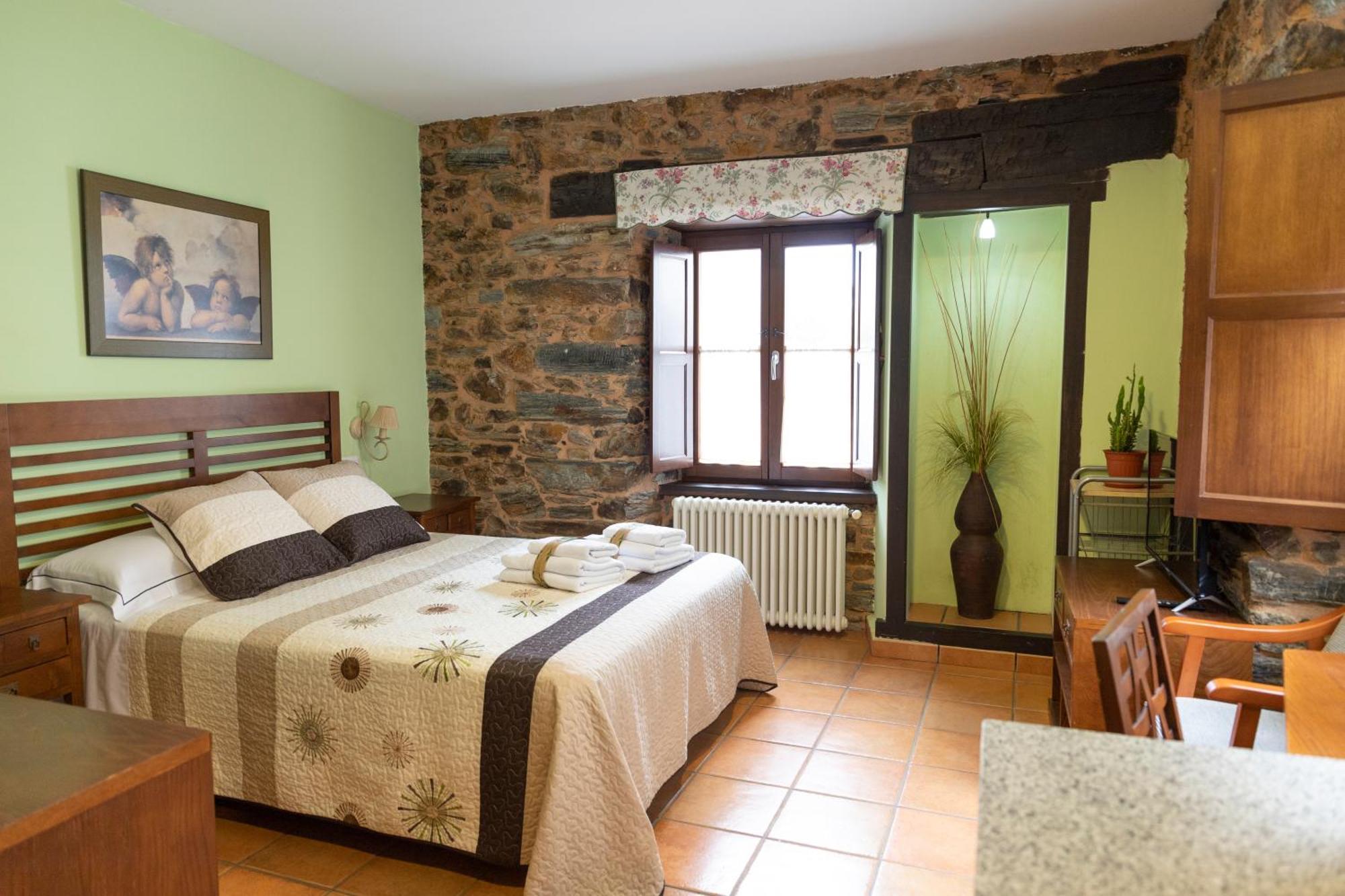 Apartamento Turisticos A Estacion A Pontenova