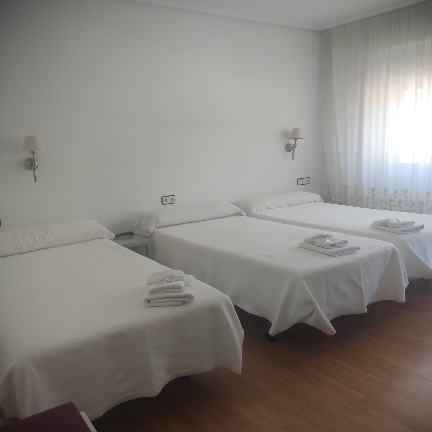 Bed & Breakfast Rosales Almazcara