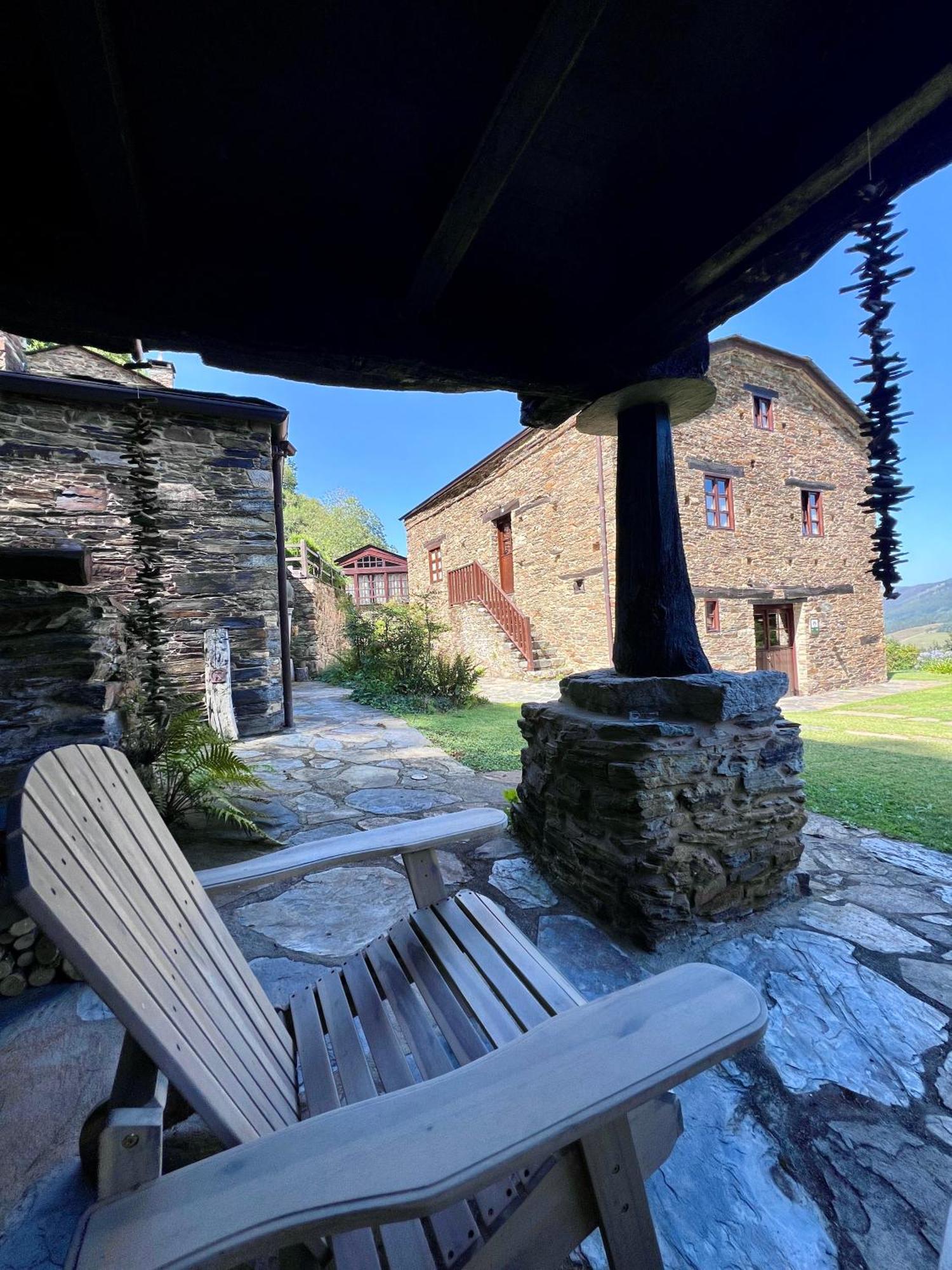 Complejo Rural Casona De * Labrada