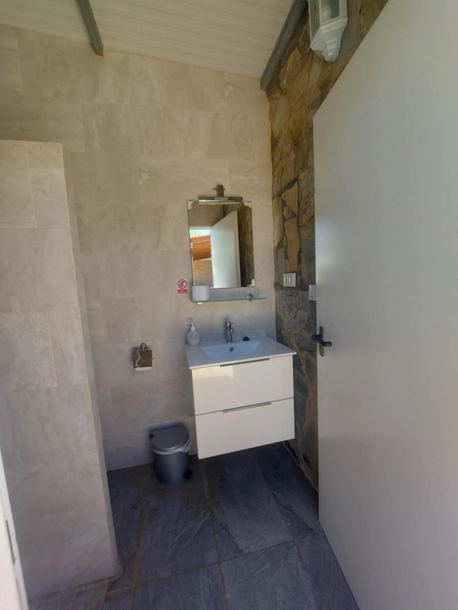 La Huerta Con Piscina Chimenea Y Wifi Сasa de vacaciones