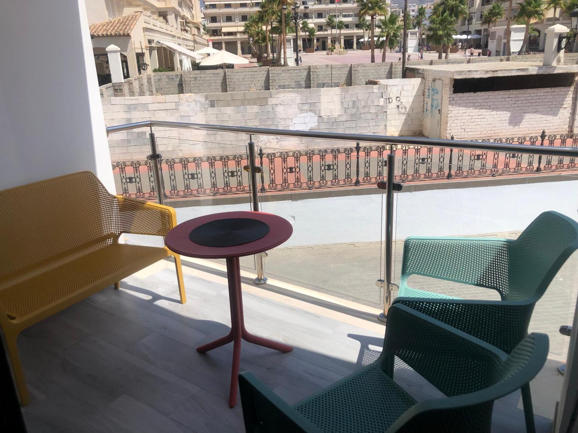 Apartamento 4 Gran8nerja *