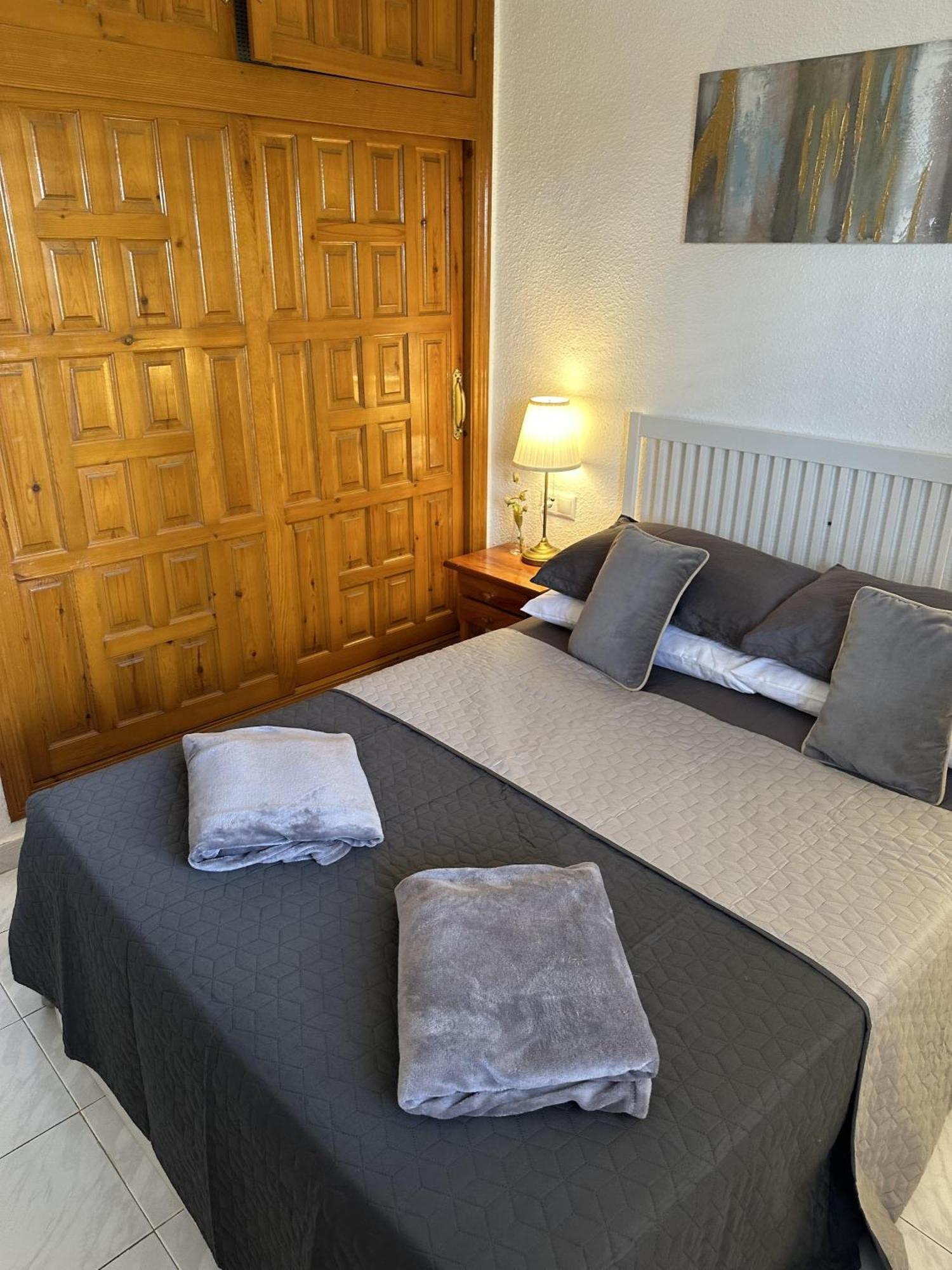 Apartment 2-bed 10 Min Drive To The Beach!