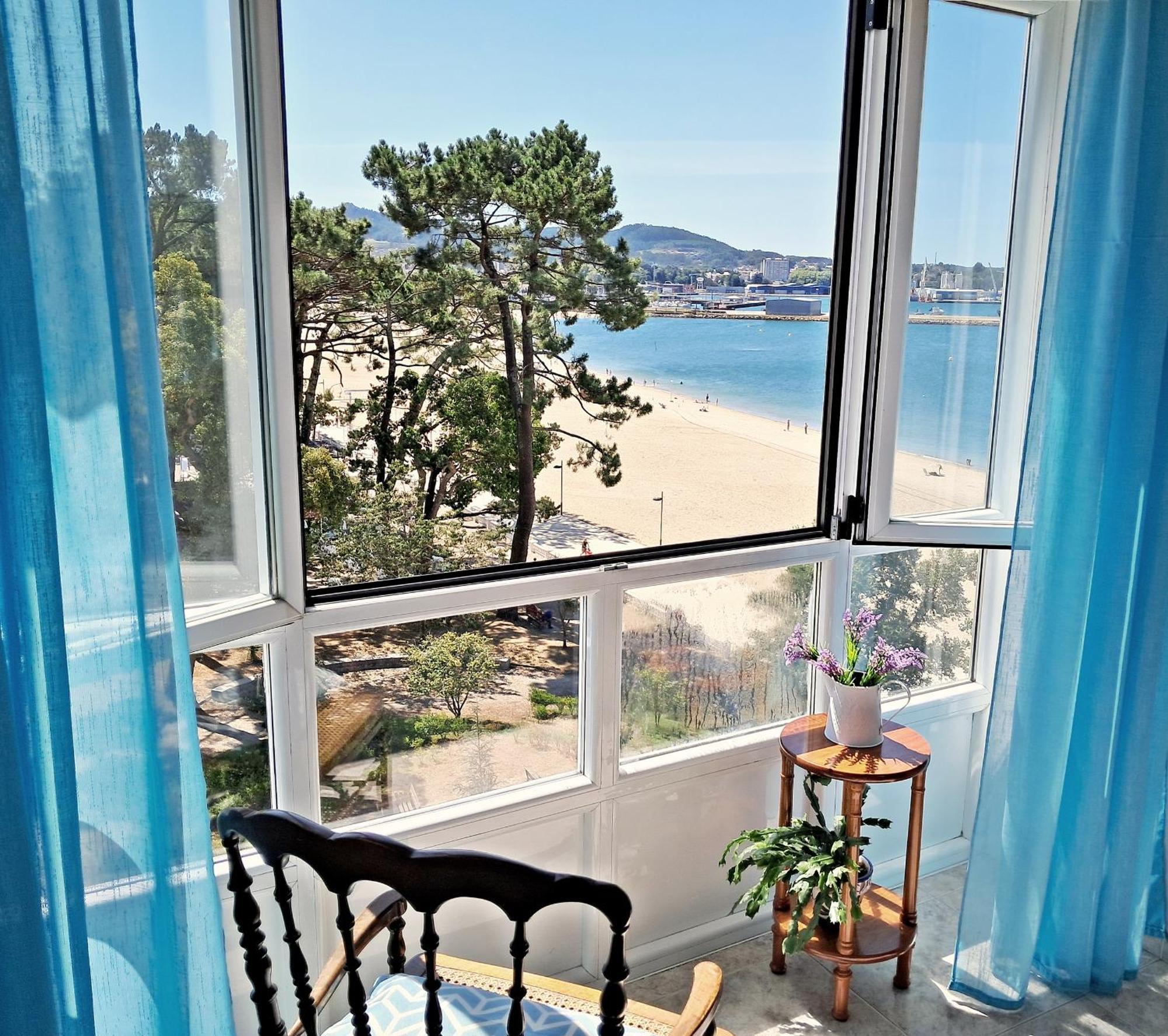 Con Vistas Al Mar En La Playa De Vilagarcia - O Feitizo Apartment