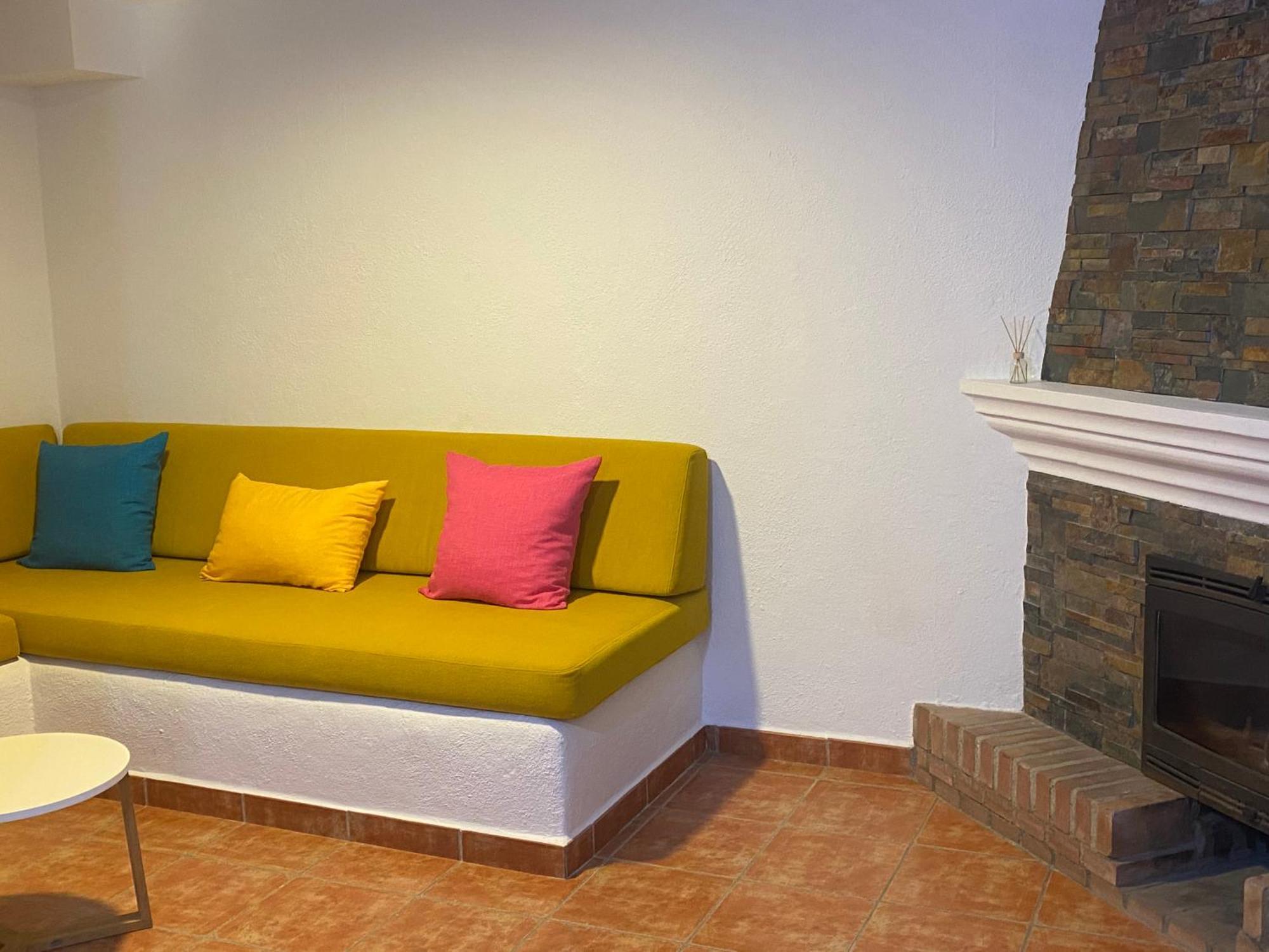 Apartamento Vivienda A Pie De Calle En Agua Amarga A 250 Metros De La Playa *