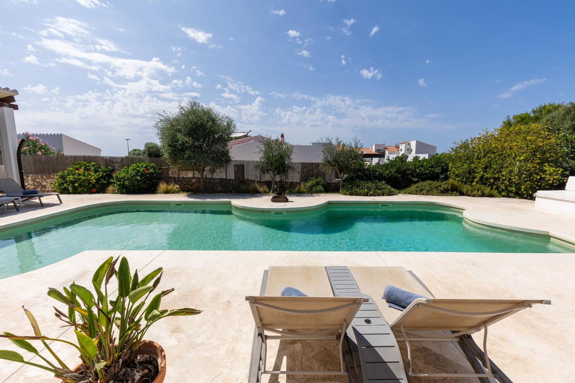 Maravilla With Heatable Pool Rooftopbar With Sea Views And Range Rover Villa Binibeca