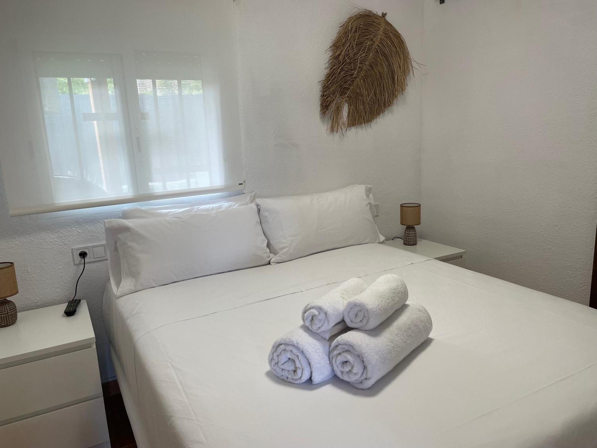 Casa Contemporanea En La Serrania Сasa de vacaciones Pedralba