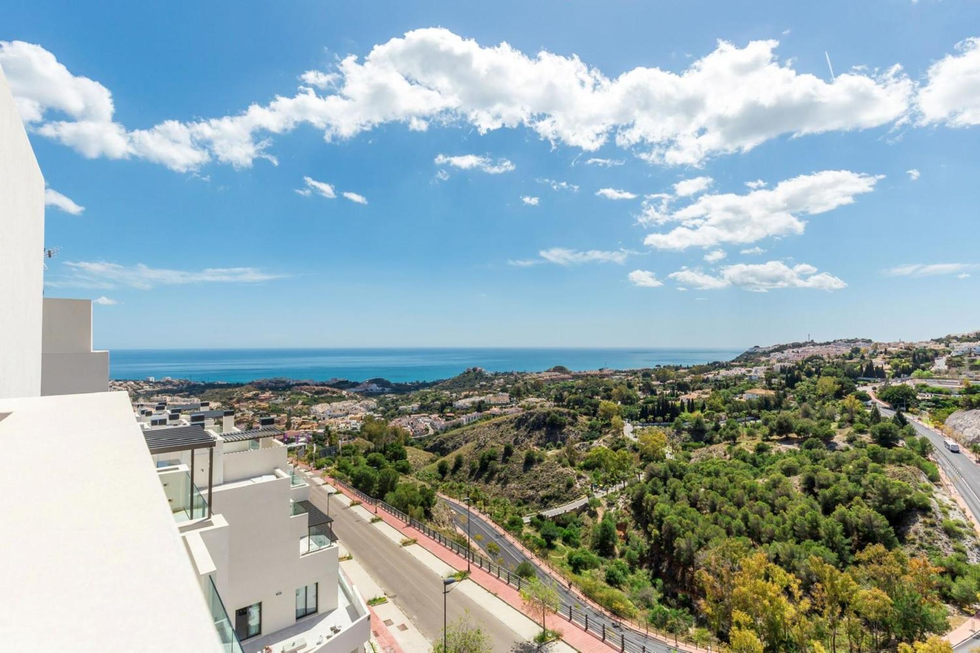 Vb Horizonte 2br Duplex W Views * Torremuelle