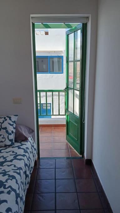 Apartamento Famarabeach2 *